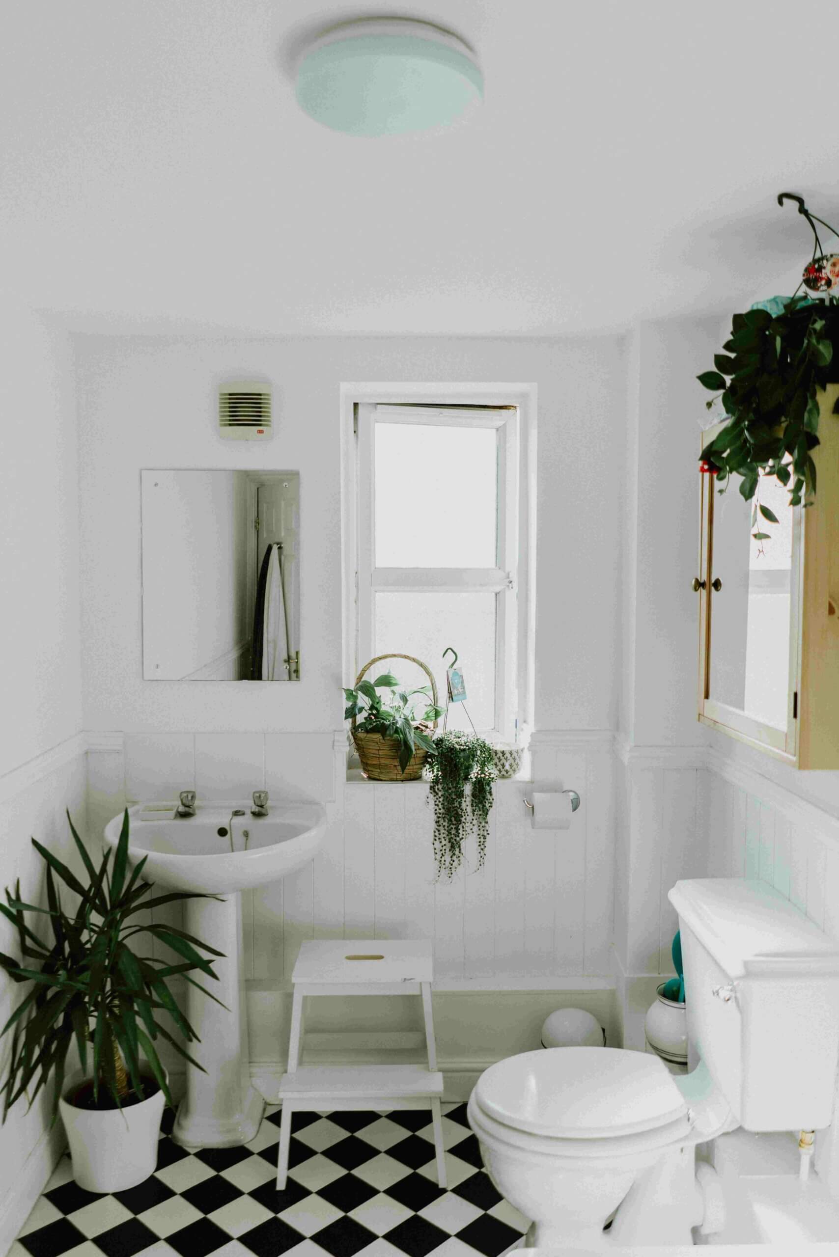 small bathroom ideas for 2023